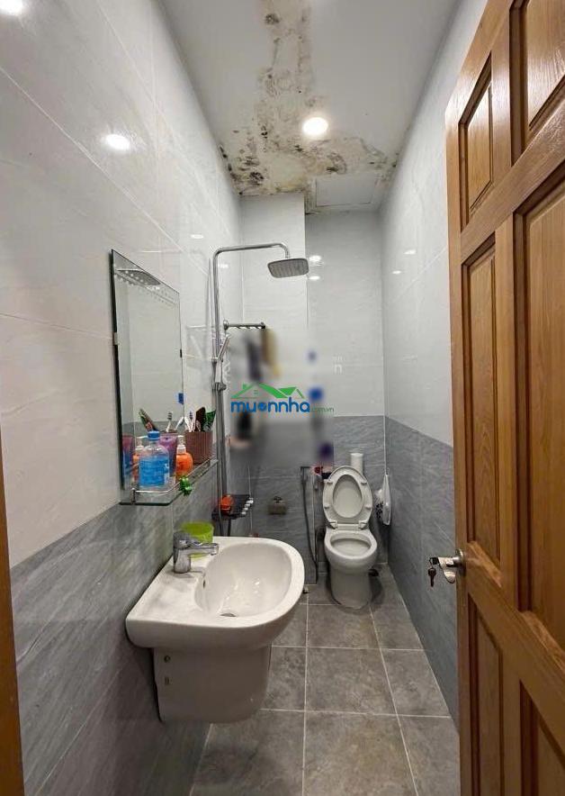 Về quê! cần bán cực gấp nhà 2 tầng/ 40 m2- gần mt trần xuân soạn, kiều đàm- him lam- lottlemart