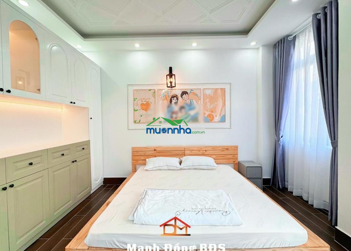 Nhà mới ở ngay - 4 tầng - 4x12 - hxh - cách phú mỹ hưng 5p - kề quận 7 - 6,35 tỷ - 4