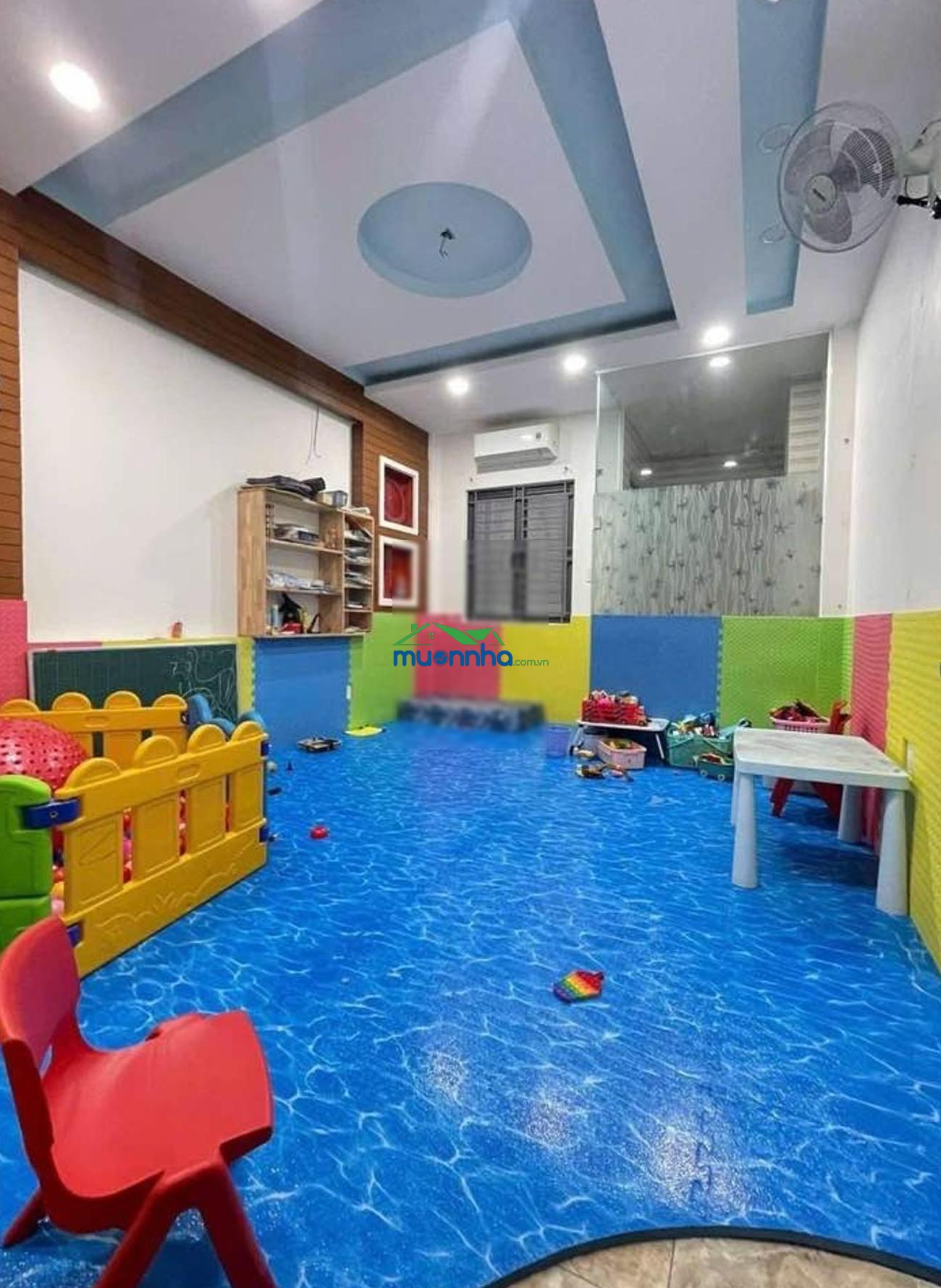 Tân quý, quận tân phú, 80m², tặng full nội thất, 5 tầng sân thượng, 5pn, hẻm xe hơi. - 4