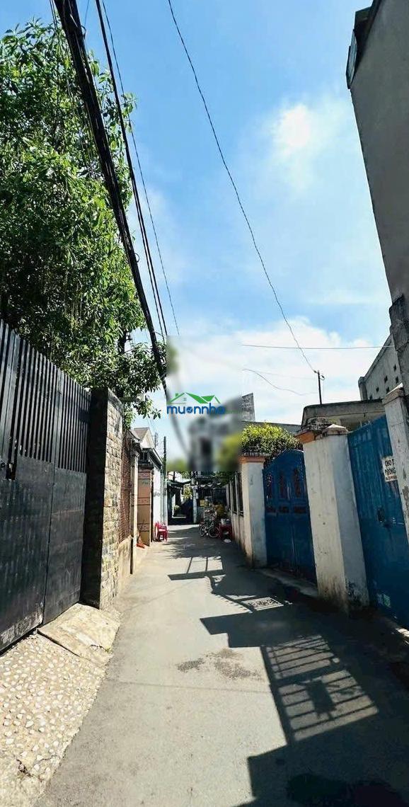 Nhà cấp 4 hẻm 1/ xe hơi, đường tô ngọc vân, gần chợ tam hà, ra phạm văn đồng chỉ 5p, ngang 6,5m