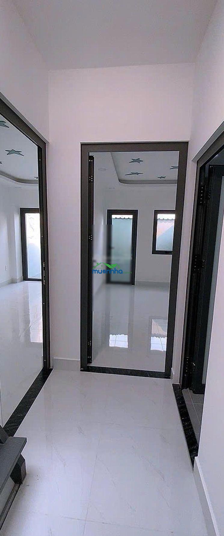 Chỉ 4.65 tỷ - sở hữu nhà mới toanh đường lô tư 3 tầng - dtsd 99m². - 4