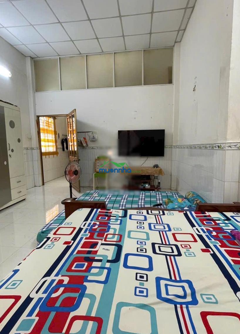 Nhà 1 lầu đường kênh tân hoá - sát mặt tiền - ngang 4.3x11 - dtcn 46m2 - 2pn - 2wc - nhỉnh 4 tỷ tl. - 4