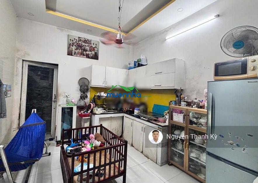 Nhà 3 tầng đường 6m lê văn lương, nhà bè - 105m2 - 3 tầng gồm 8pn - sát 3 trường đh - 3