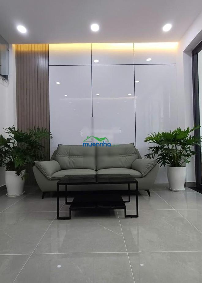 8 tỷ, nhà 3 tầng hợp ở không hợp đầu tư, đầm sen tô hiệu
