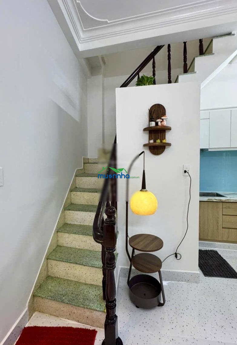Nhà mới 3 tầng btct ngay lý thường kiệt giá chỉ nhỉnh 4 tỷ - nhà mới xách vali vào ở ngay