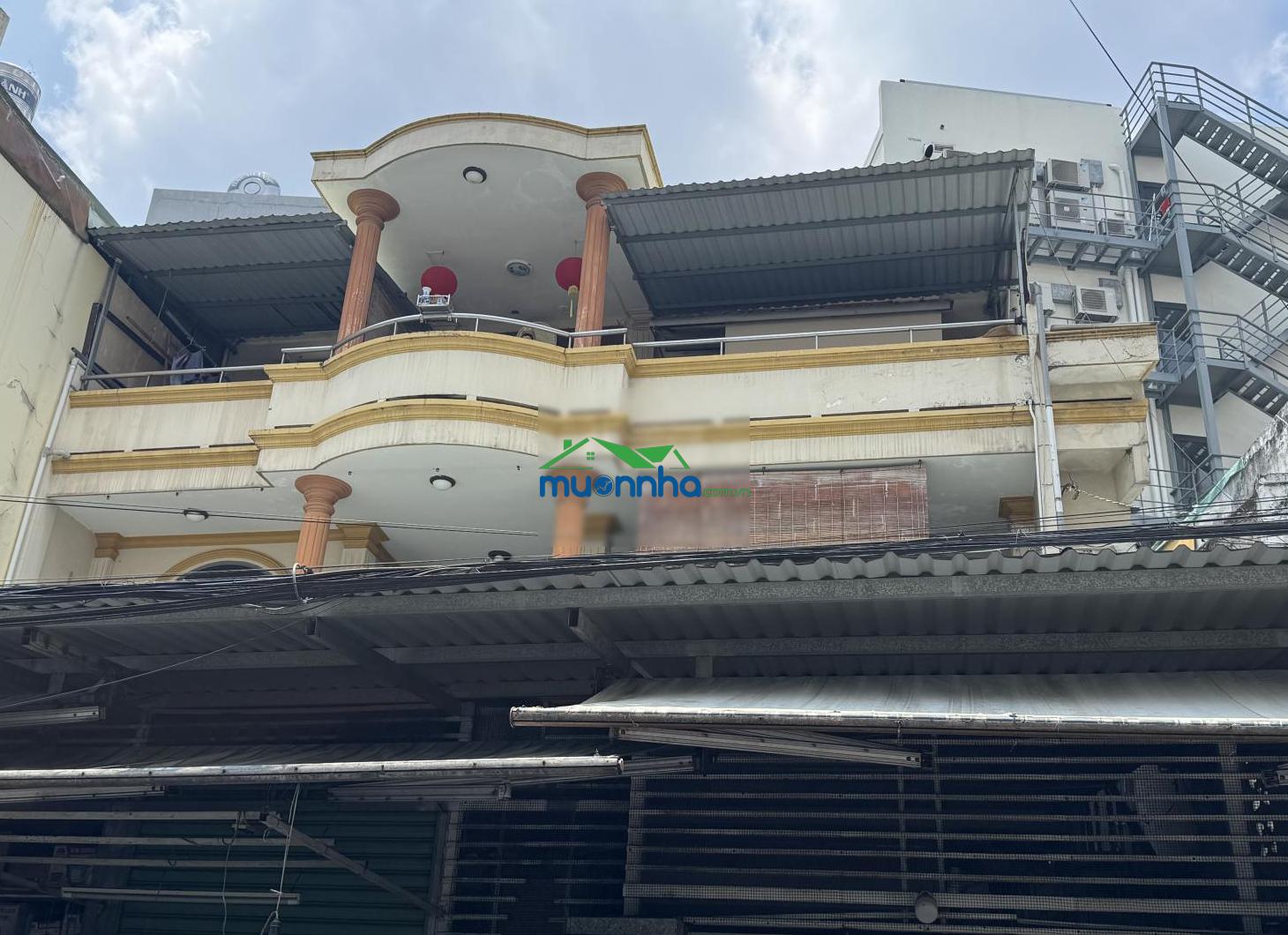 Chính chủ bán nhà nguyễn văn thương. 11m x 23m. kết cấu 3 tầng, giá bán 28 tỷ thương lượng