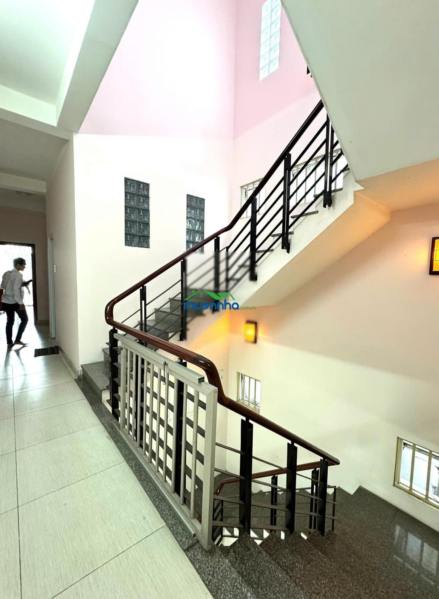 Nhà phố góc 2mt có hẻm sau ôto đường lê thị riêng - nguyễn trãi q1 cn: 99m2 3 lầu giá: 25.5 tỷ - 4