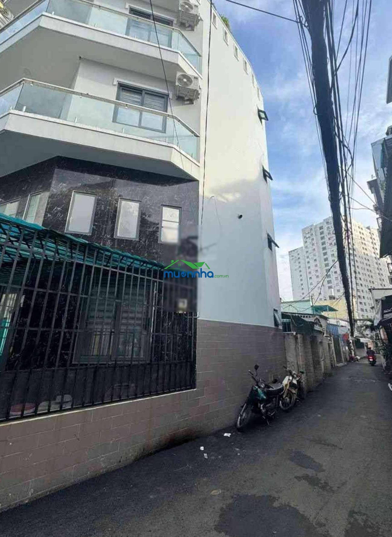 Siêu phẩm vàng bình thạnh - hẻm ô tô nơ trang long - xd được 1 lửng 3 lầu - 3