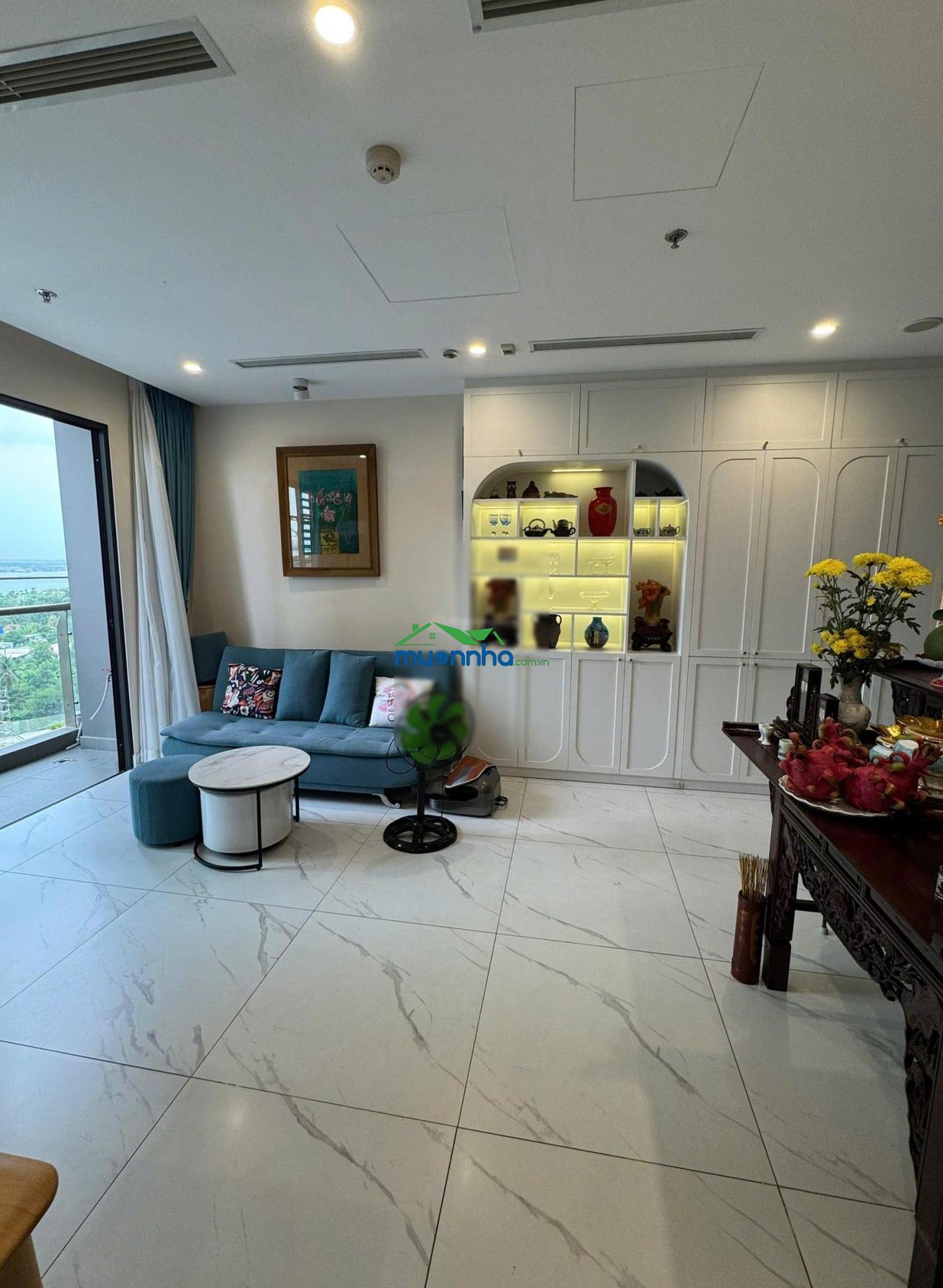 Bán căn 2pn 2wc the beverly căn góc diện tích 79.8m2 full nội thất giá 4,9 tỷ bao thuế phí sang tên