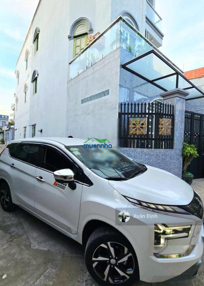 Nhà góc 2 mặt tiền nguyễn duy trinh, long trường 64m2 ngang 5.6m 3 tầng hoàn công ô tô tới nhà