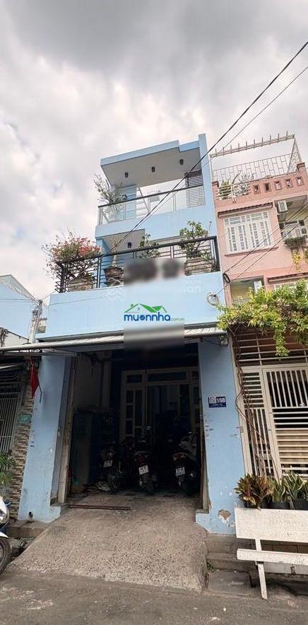 Giảm ngay 200tr chỉ còn 7,8 tỷ tl nhà đẹp 3 tầng 3pn. mặt tiền kinh doanh hẻm 7m thông. đường 18b - 4