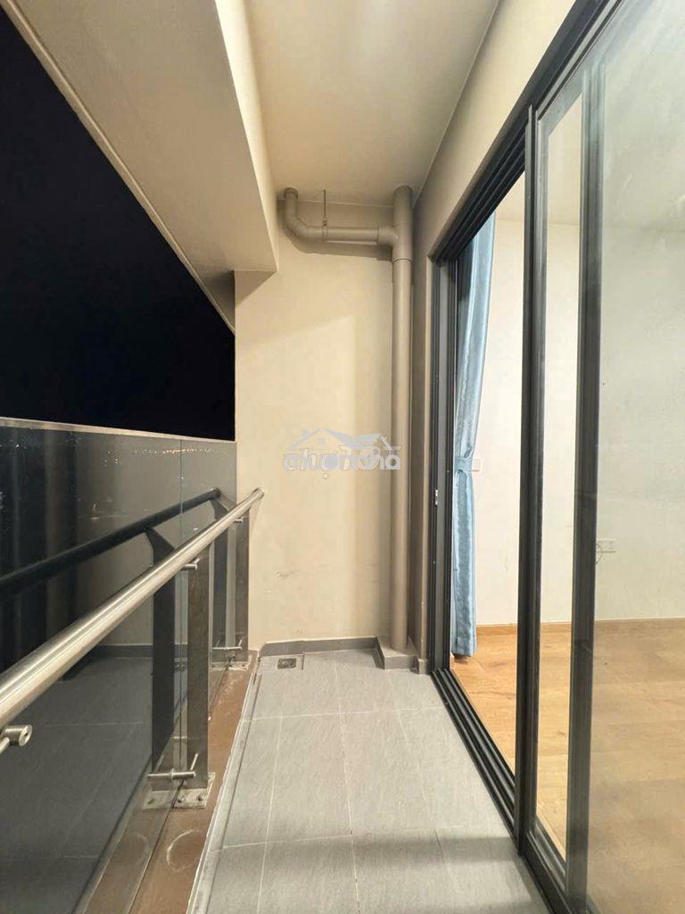Cho thuê căn 2pn 1wc ban công, có 1 máy lạnh. giá chỉ 9 triệu/tháng