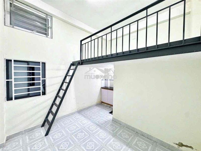 Cho thuê phòng gác cửa sổ trời giá rẻ đầy đủ nội thất gần đầm sen