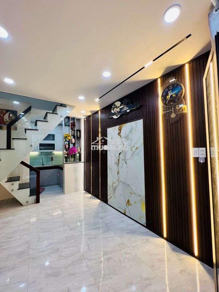 Nhà đẹp, trung tâm quận 7, gần nguyễn thị thập, ngay kcx tân thuận 