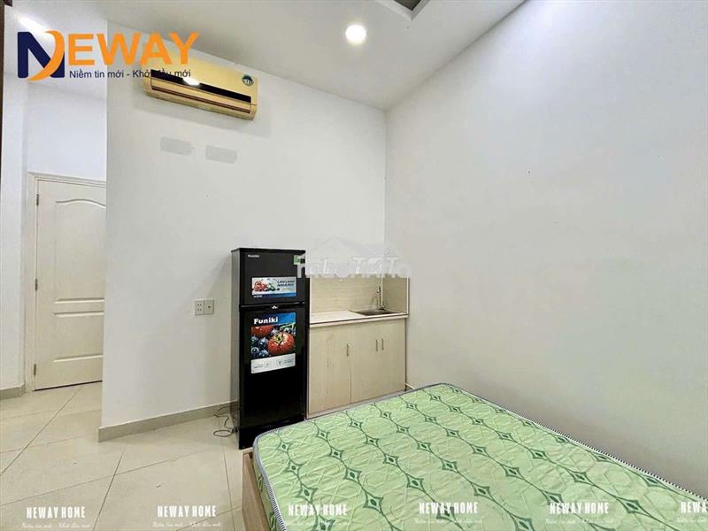 Cho thuê studio full nội thất-kế  bến vân đồn gần cầu nguyễn văn cừ 