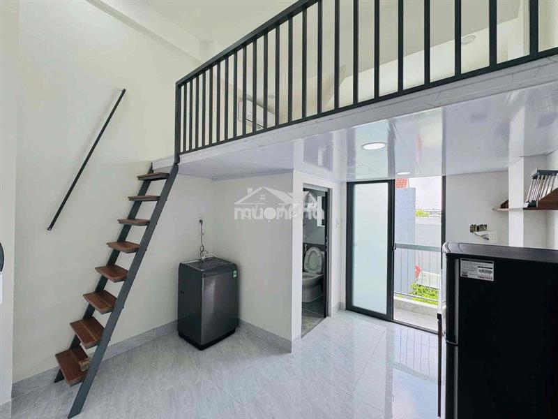 Cho thuê phòng rộng 40m2 gác cao ở đc nhiều người gần mai chí thọ,...