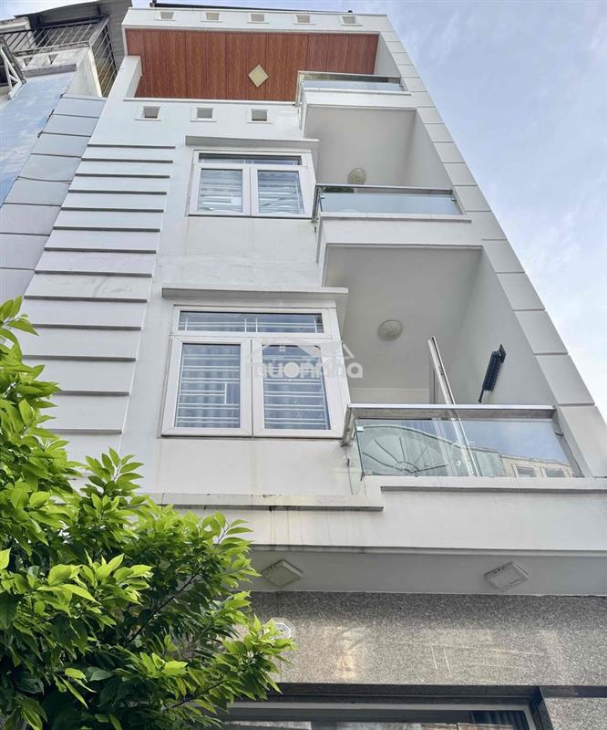 Nhà 4 tầng hxh thông huỳnh văn nghệ,ngay khu tt p15,tb