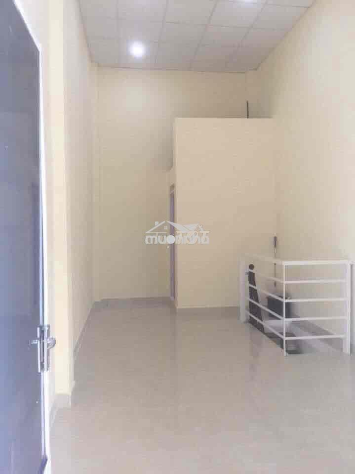 Cho thuê nhà nguyên căn hẻm xe hơi