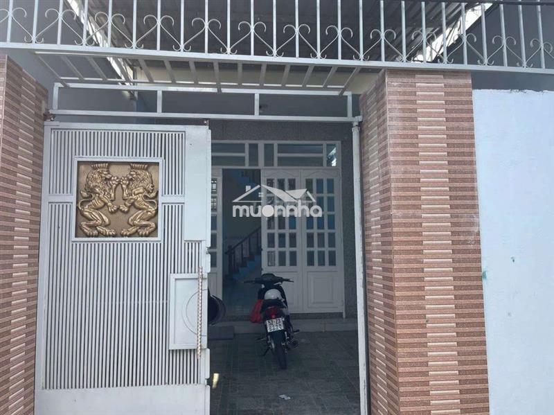 Nhà 1 lầu đẹp 4x20m shr hẻm 3m thông ngay chợ xtt phan văn hớn vào 70m