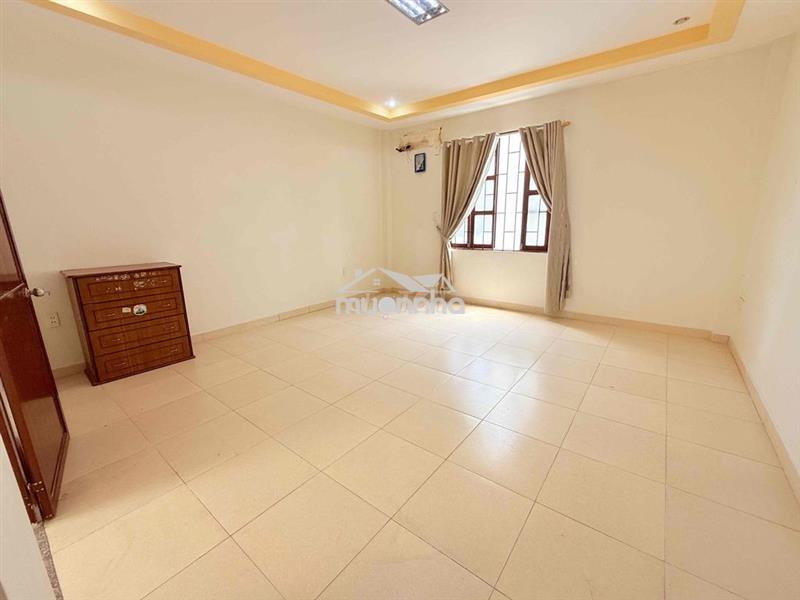 Phòng rộng 35m2 kdc gia hòa phong phú bc gần bx q8 ql50