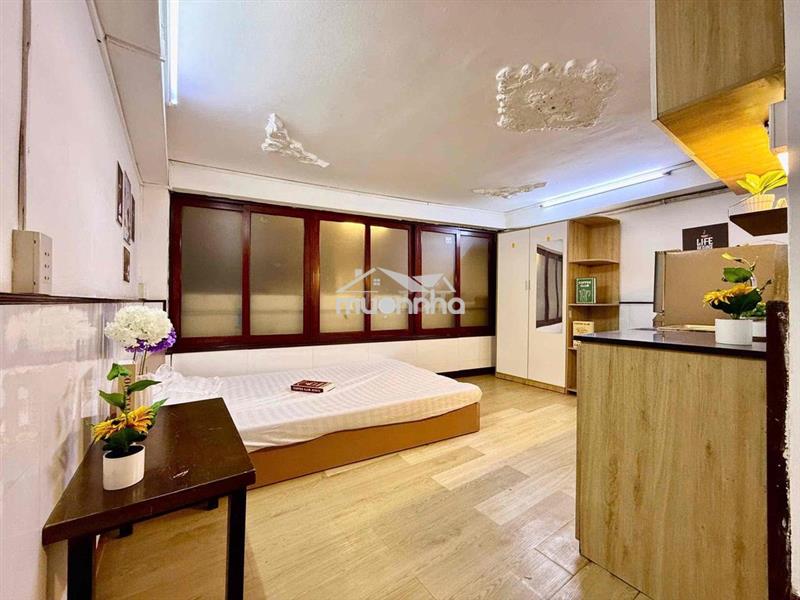 Studio ngay đường hậu giang chợ bình tây