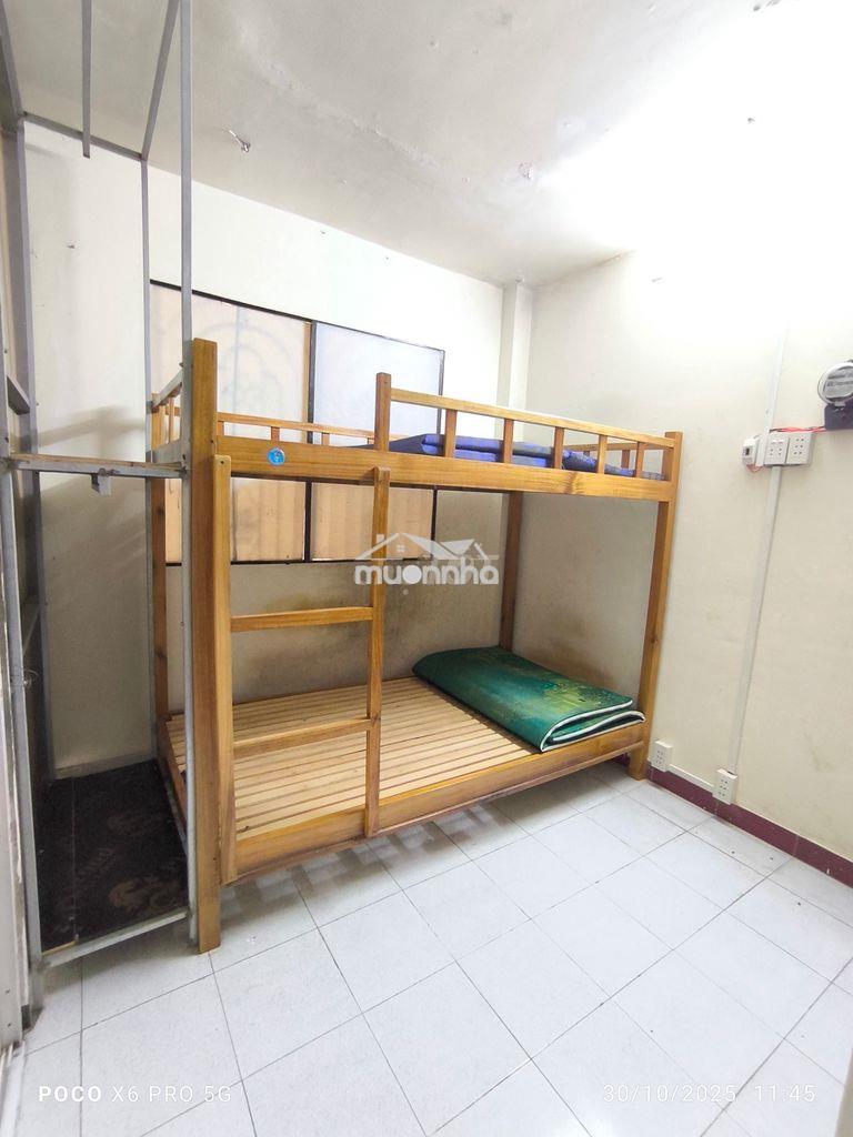 Cho thuê phòng riêng (2,5tr/tháng) hoặc ktx nam có nội thất