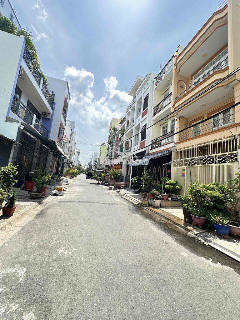 Nhà mặt tiền - cxplb phố ẩm thực q6 - nhà 3 tầng 32m2 (4x8m) dtsd 96m2