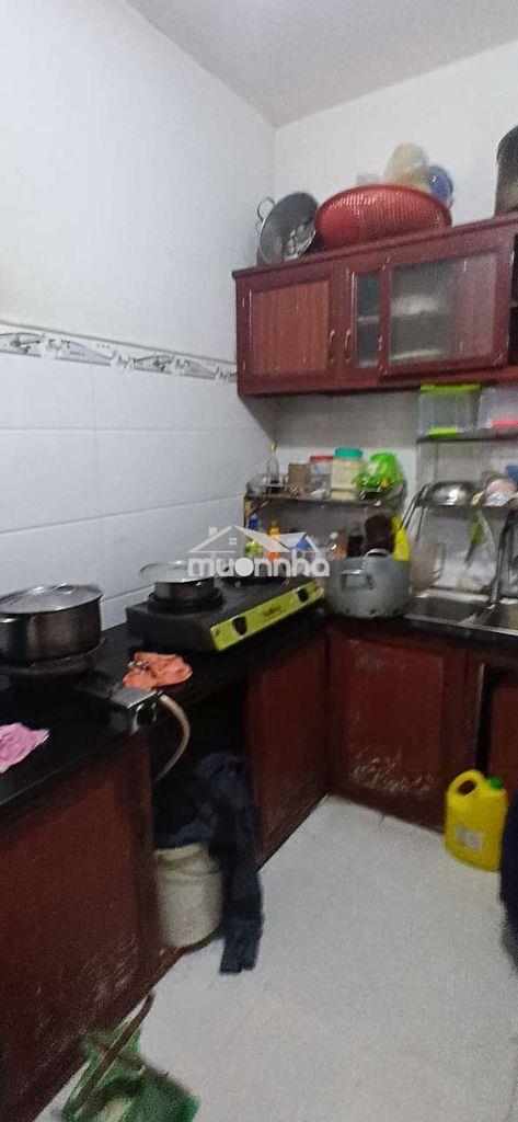 Nhà mơi, 4x10, lửng đúc, 2pn 2wc 2 máy lạnh, có sân - 4