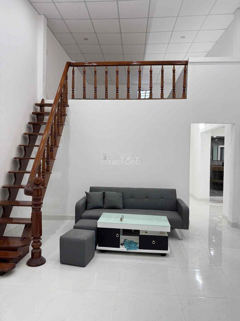 Nhà đẹp kiệt cách mạng tháng 8