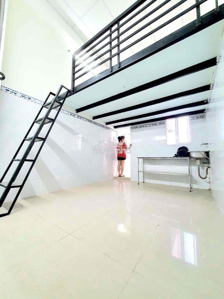 Phòng trọ gác 2m - gần ngã tư bảy hiền- tân bình - q3 - 3