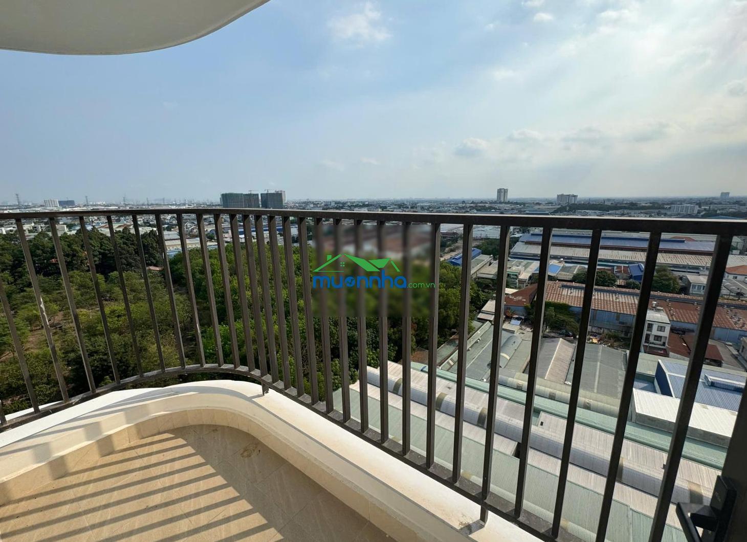 Hàng cực đẹp cực hiếm benhill - căn góc 2pn2wc - 67m2 - giá 7.5tr - đông nam view công viên