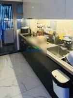 Chủ bán đi định cư, hẻm xe hơi đường sư vạn hạnh q.10. sát bên vạn hạnh mall
