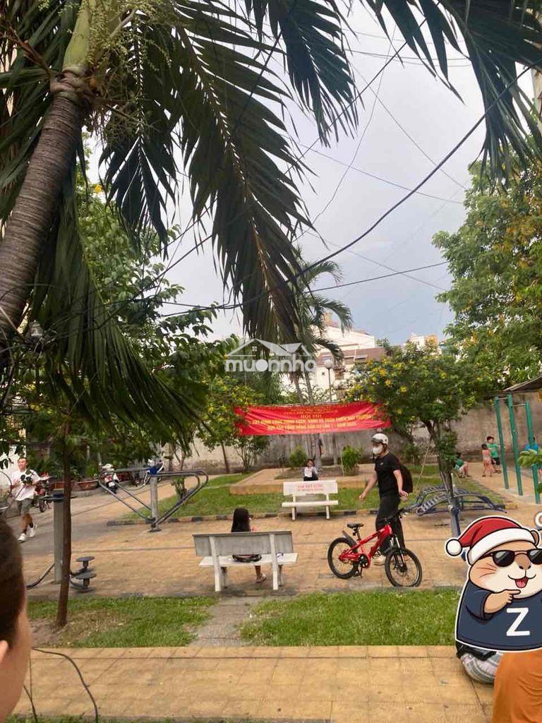 Bán nhà chung cư lầu 2 thang bộ.dt trên sổ 43,2m2