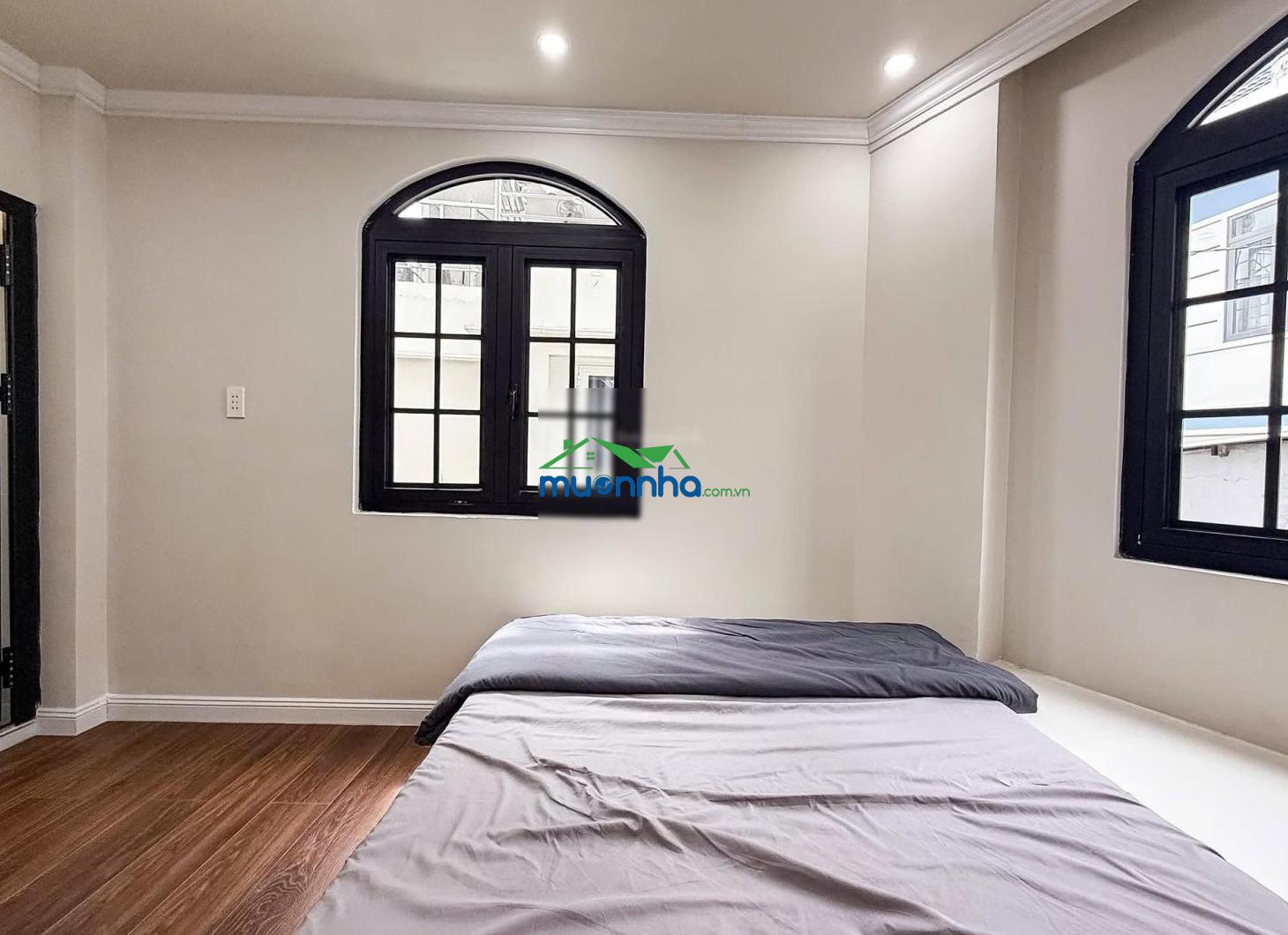 Nhà phạm văn đồng gần đh văn lang 4 tầng, 3pn 2 mặt thoáng, giá 4.95 tỷ