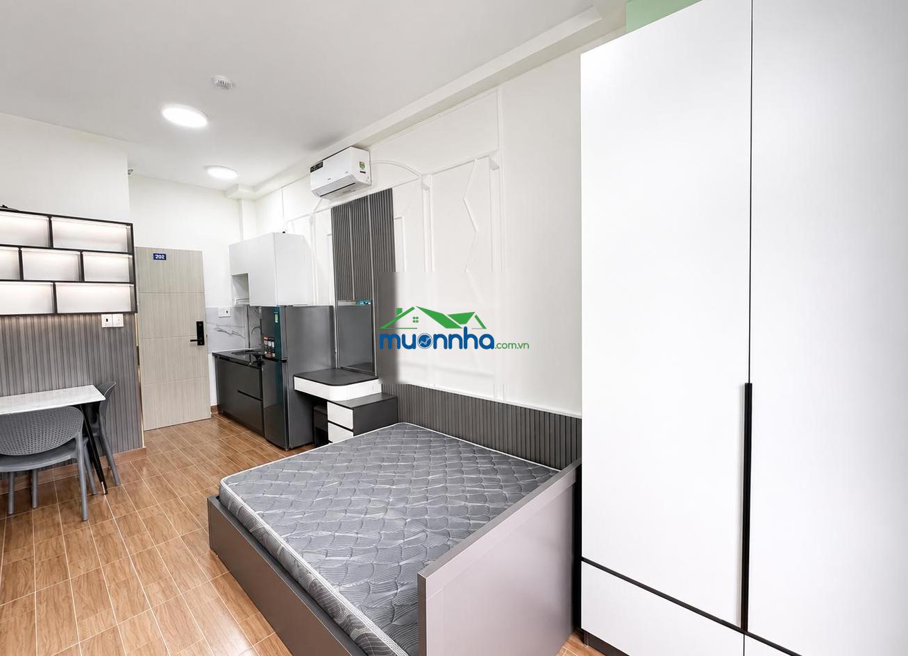 Hẻm trước nhà 7m | 5,6m x 18m vuông đẹp, xây dựng 14 phòng| chdv dòng tiền phan xích long