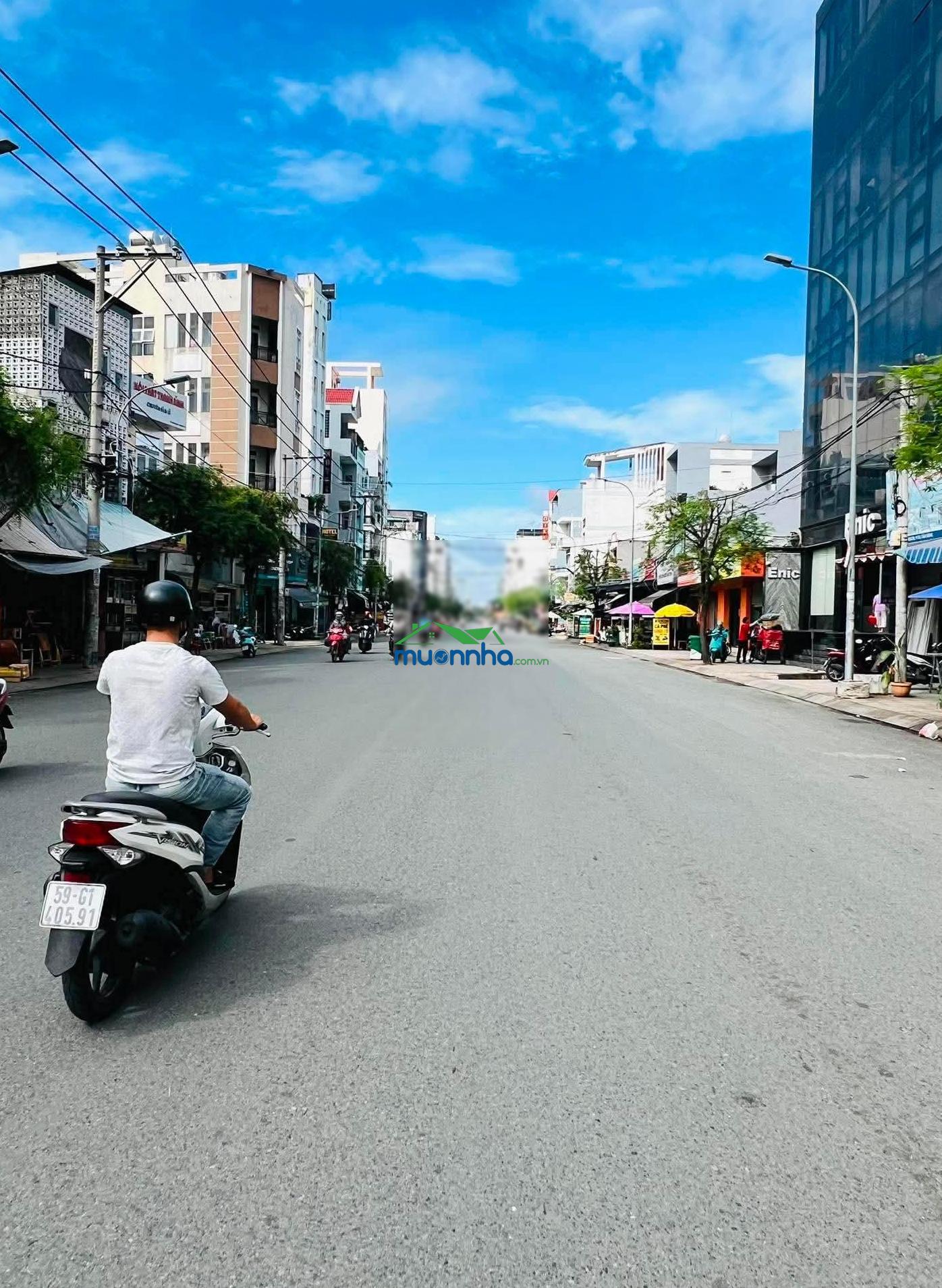 Chủ ngộp 6 tỷ. hẻm xe hơi 1 trục, 3 tầng btct, 4.5x16, tân bình. chỉ 7.x tỷ