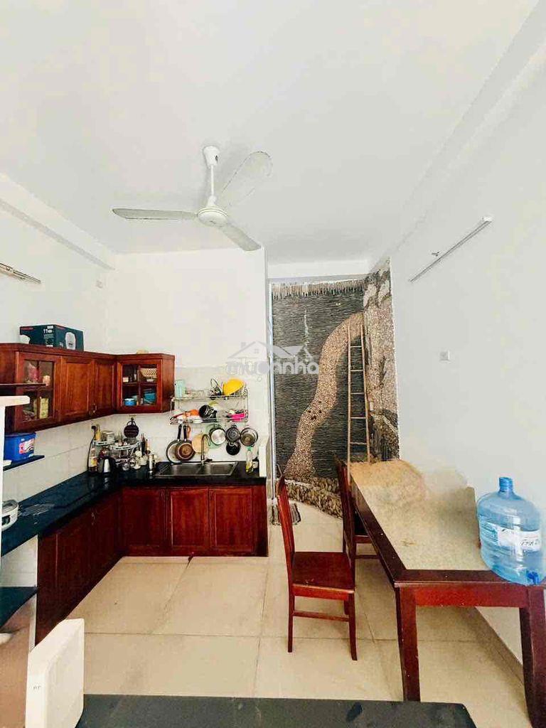 Nhà đẹp 1t2l 4pn 4wc đường oto ngay vòng xoay phú hữu q9 - 4