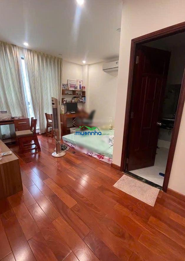 Gấp bán nhà hoàng văn thụ. phú nhuận ngang 7,5x13,5m. 5 tầng