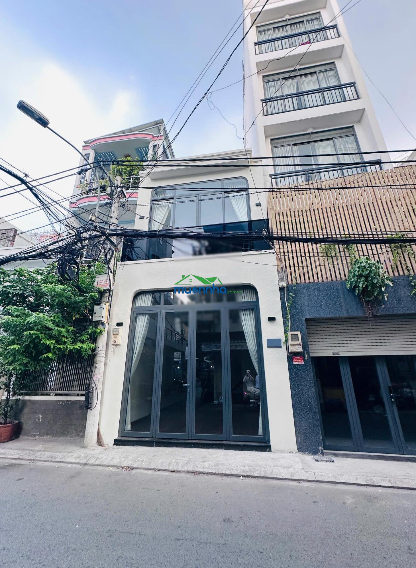 Vị trí kd cực kì sầm uất - kế bên chợ hoàng hoa thám, 4.1x12m [nở hậu] 2 tầng nhà mới. giá 9.6 tỷ - 2