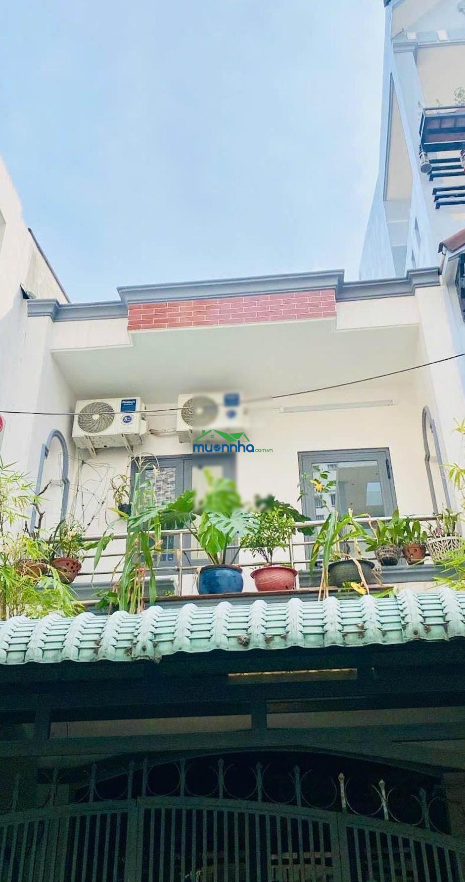Bán nhà ngay lũy bán bích - tân phú - hẻm xe hơi (xe hơi vào nhà) - 80m² [4 x 20m]