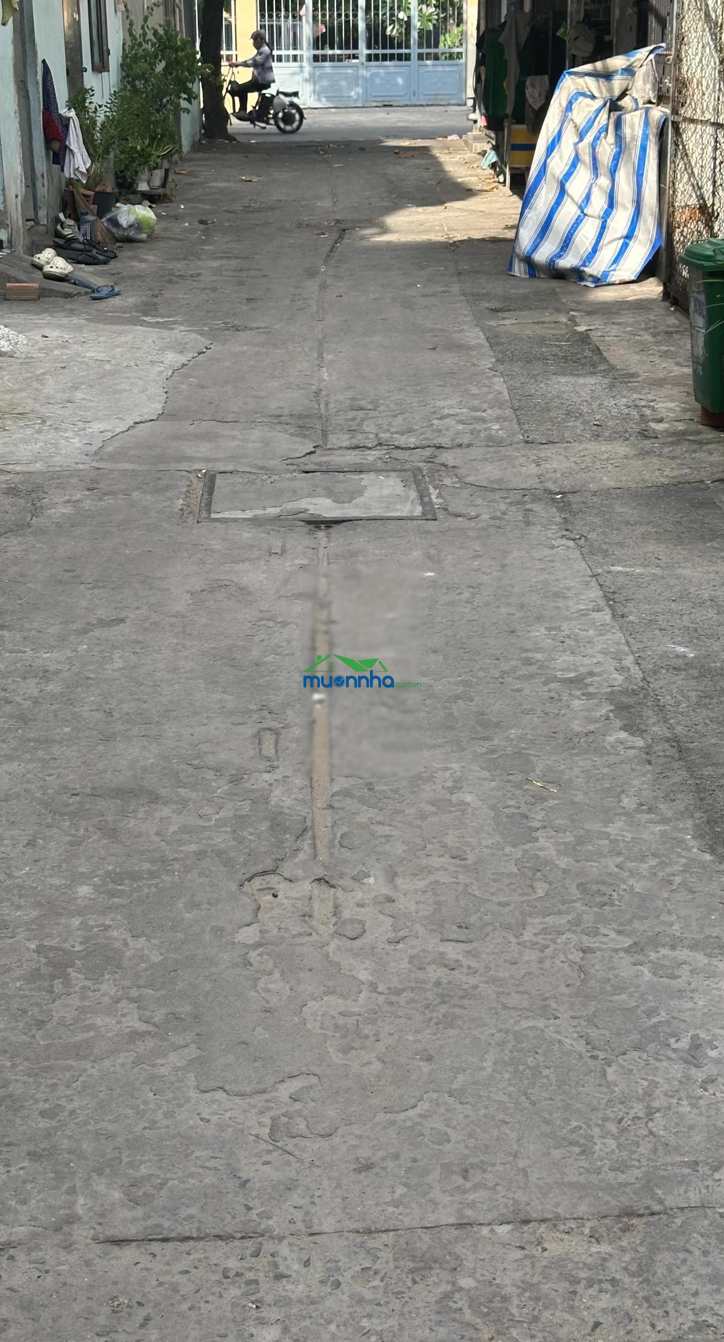 Hot, bán gấp nhà đẹp 2 tầng hương lộ 2 btân, 48m2, hẻm xe hơi quay đầu sát mặt tiền, nhỉnh 4 tỷ.
