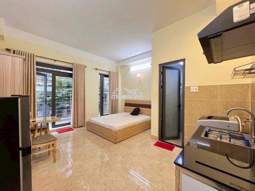 Cho thuê studio quận 10 - thang máy nhà xe - hẻm yên tĩnh - rộng 35m2 - 4