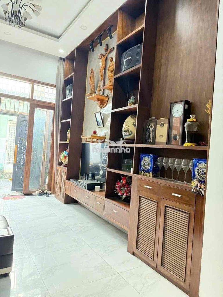 Nhà đường oto. nhà 3 lầu dt 4x18m. - 3