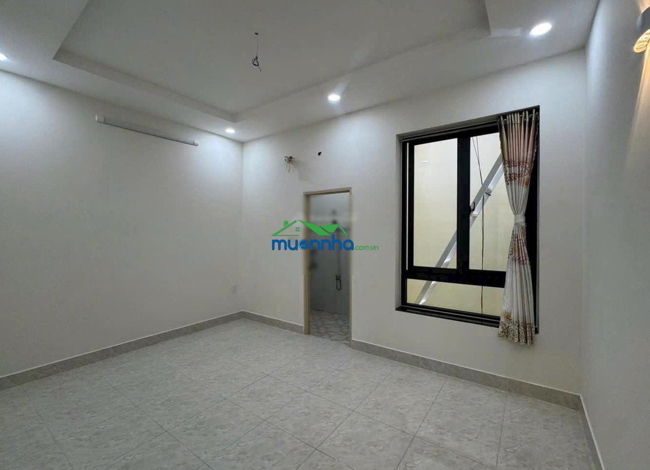 Nhà hẻm nhựa xe hơi hiệp bình phước - di chuyển thuận tiện - giá 6.5 tỷ