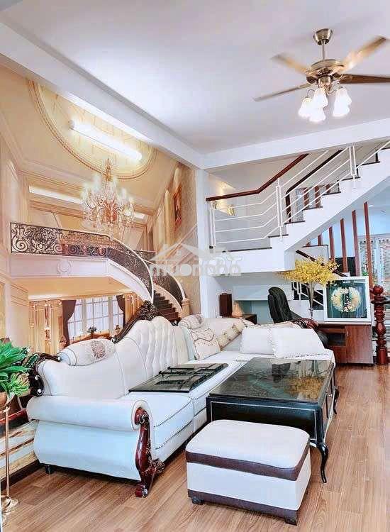 Nhà bán dt 5x15m nở hậu 7m trệt 2 lầu 5pn hẻm xe hơi phú thuận