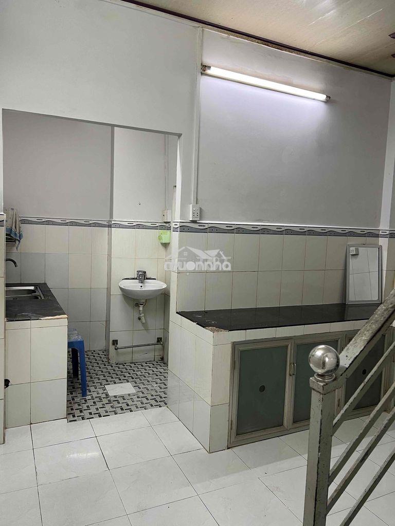 CHO THUÊ NGUYÊN CĂN NHÀ 39/11B TẠ QUANG BỬU, P2, Q8 - 3 PHÒNG NGỦ - 3