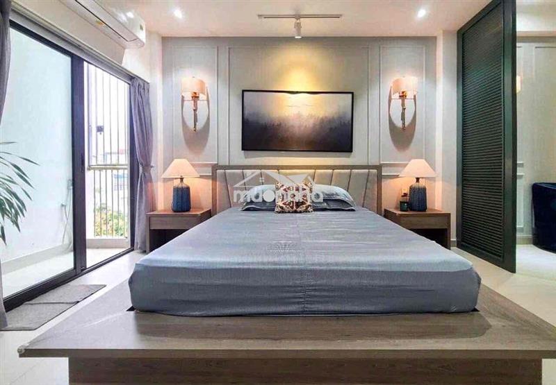 Căn hộ dịch vụ siêu sang trọng , nằm ngay khánh hội quận 4 , 60m2