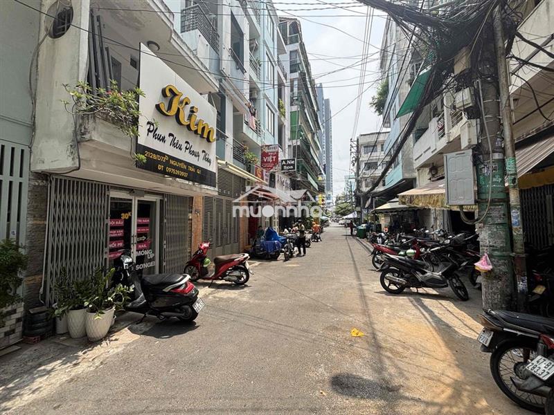 Hẻm xe tải, 40 m2, trệt 1 lầu, đang có hđ thuê 13tr/ tháng.