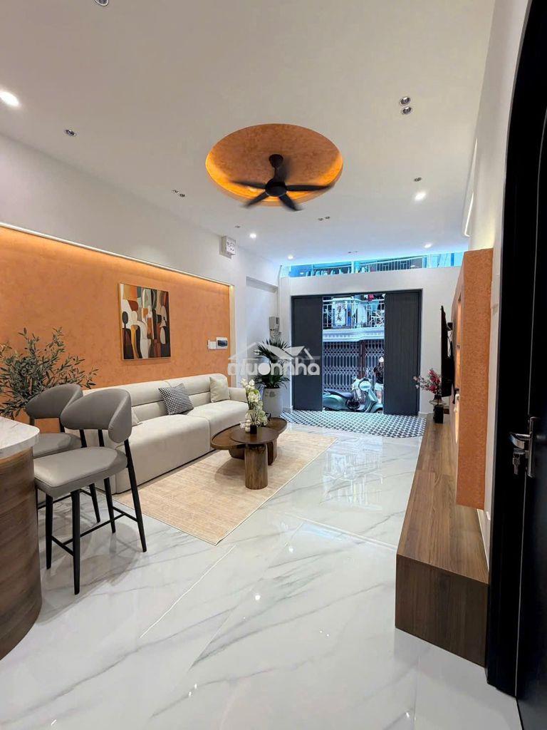 Bán gấp nhà 3 tầng,ngang 5m, sát bên emart phan huy ích,gv: giá tốt 