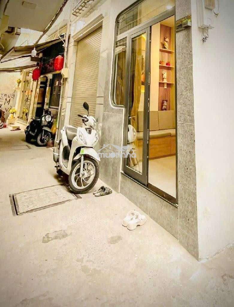 2.6 tỷ – nhà đẹp bình thạnh full nt – cách xvnt 200m – ở ngay
